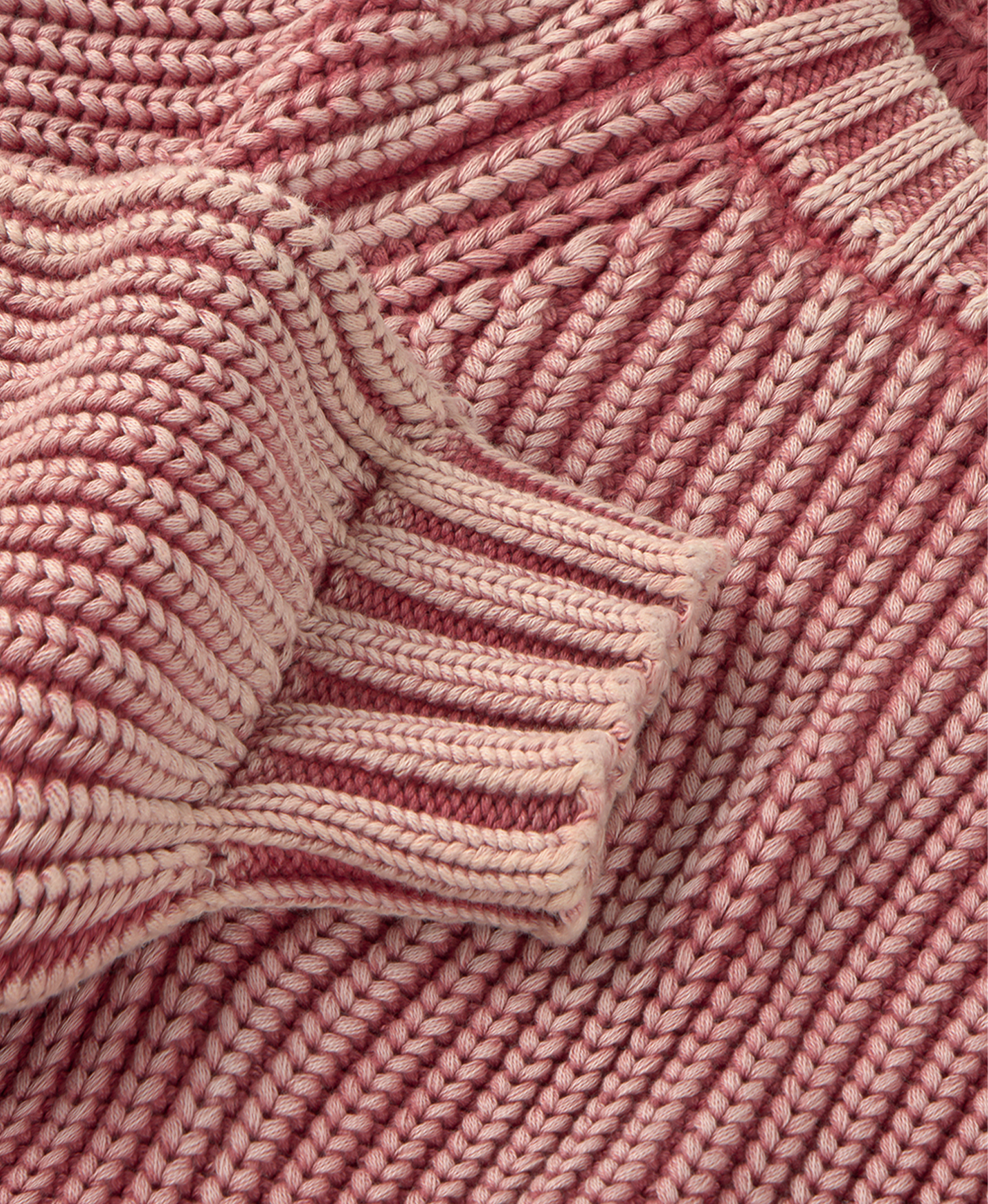 3 Gauge 'Red Velvet' Knit