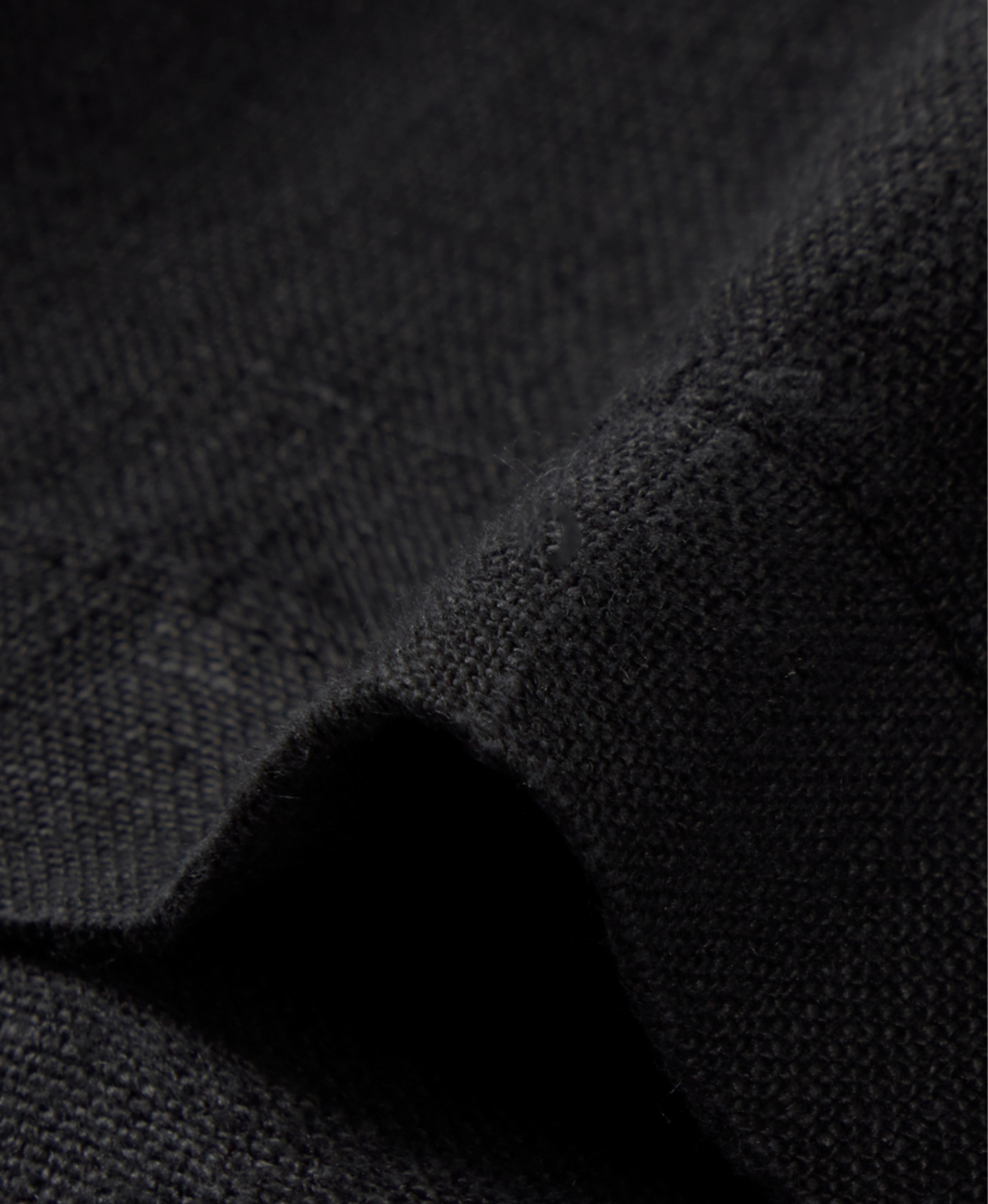 'Jet Black' Linen Short Pants