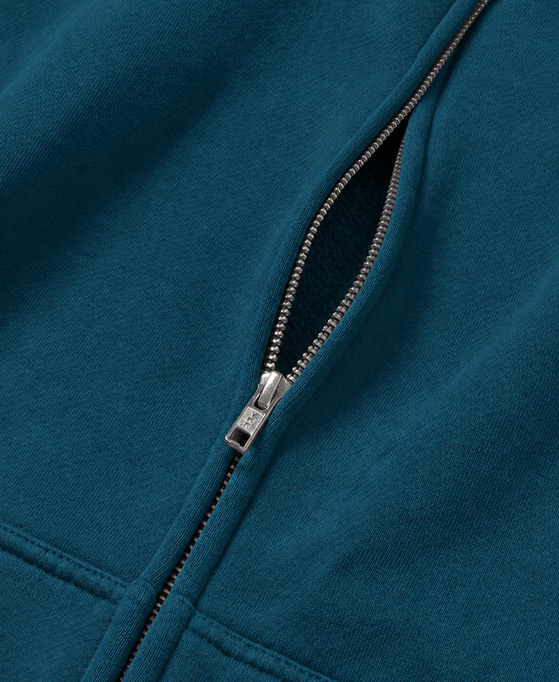 450 GSM ‘Laguna’ Zipper