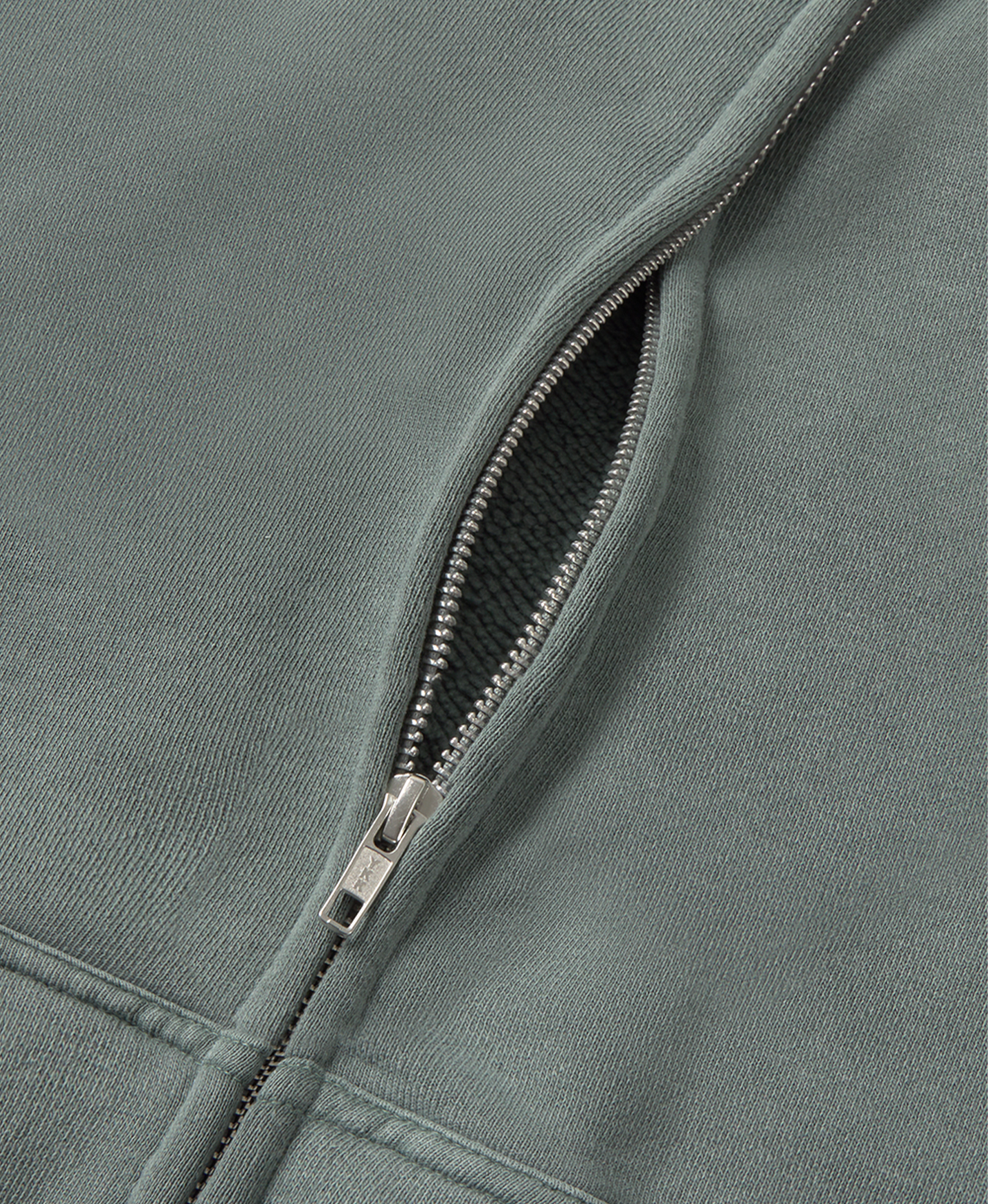 450 GSM ‘Emerald’ Zipper