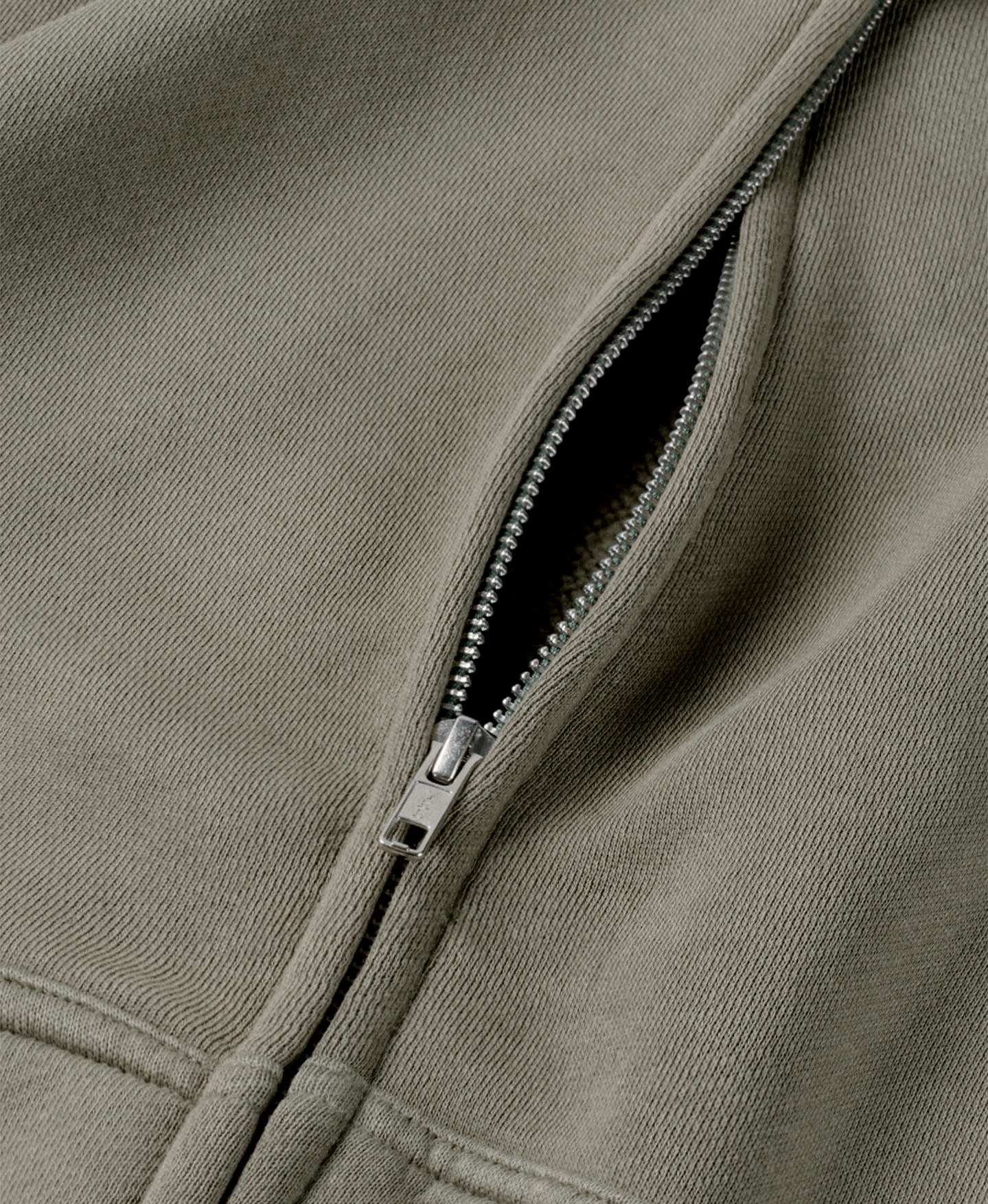 450 GSM 'Vintage Olive' Zipper